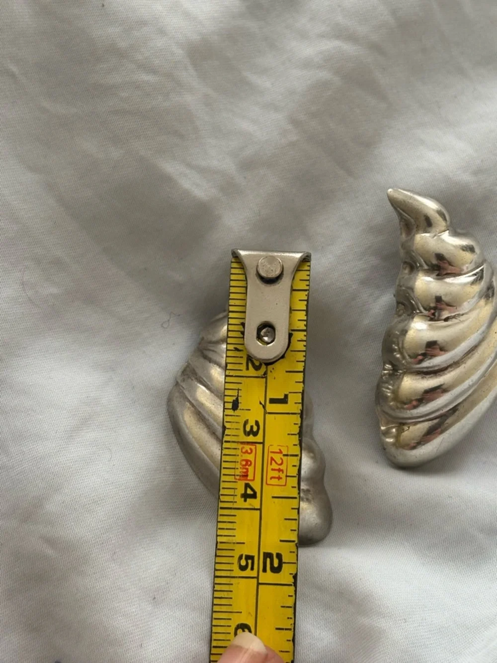 Vintage Oyster Shell Sterling Silver Earrings - Picture 4 of 7